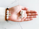 Healing crystal bracelet for positive thinking and manifestation with lodolite and howlite.